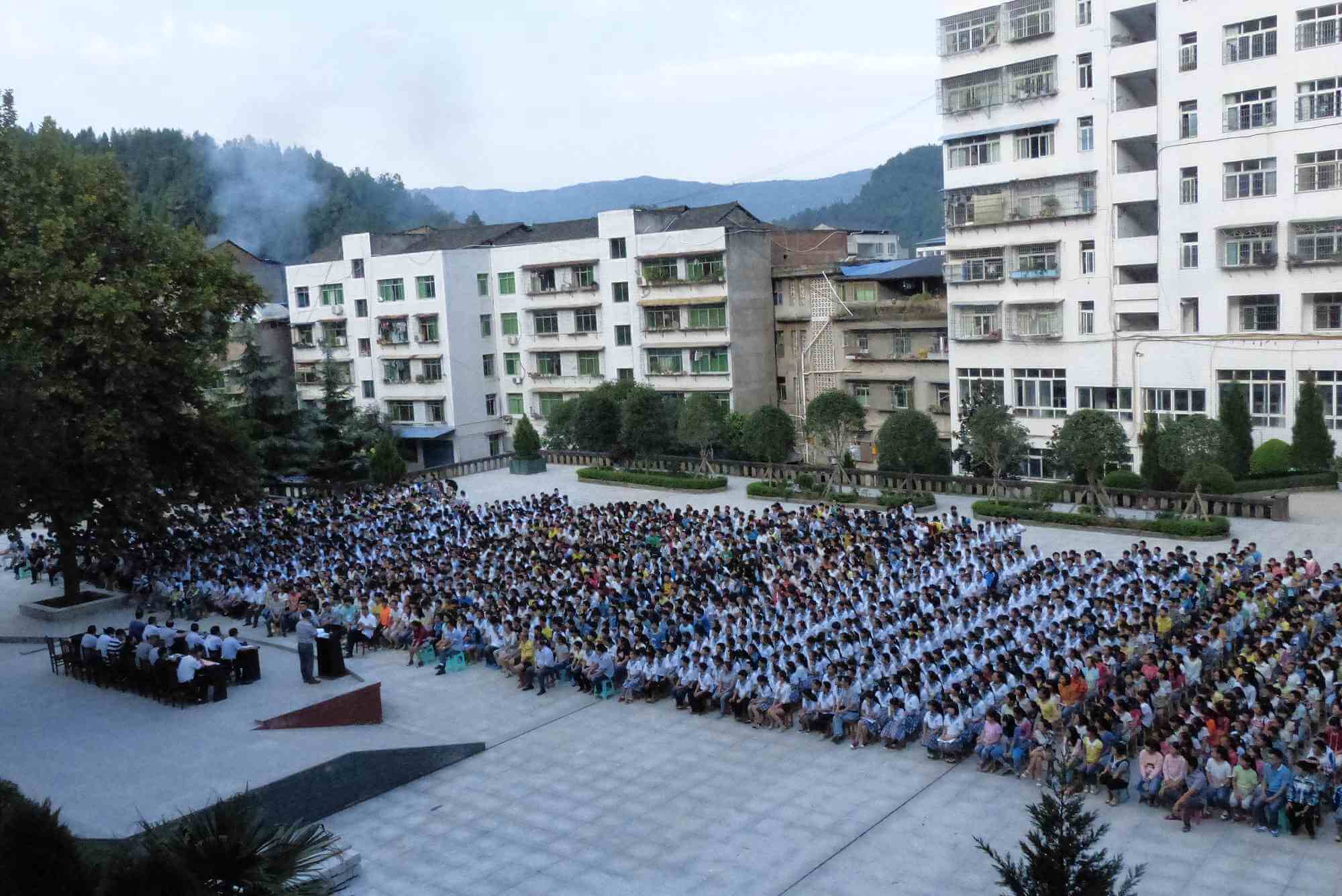 平昌縣響灘中學(xué)校園風(fēng)采