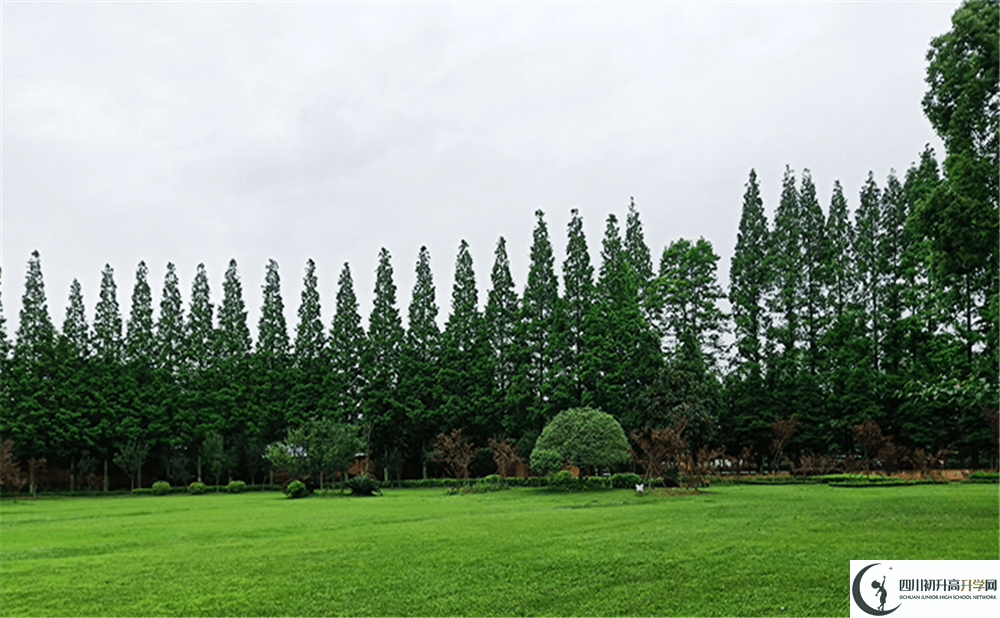 玉壘學校（都江堰）的高中住宿好不好？