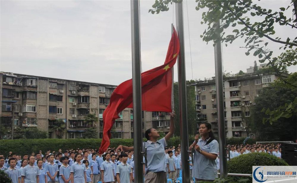 成都市西北中學(xué)住宿條件怎么樣？